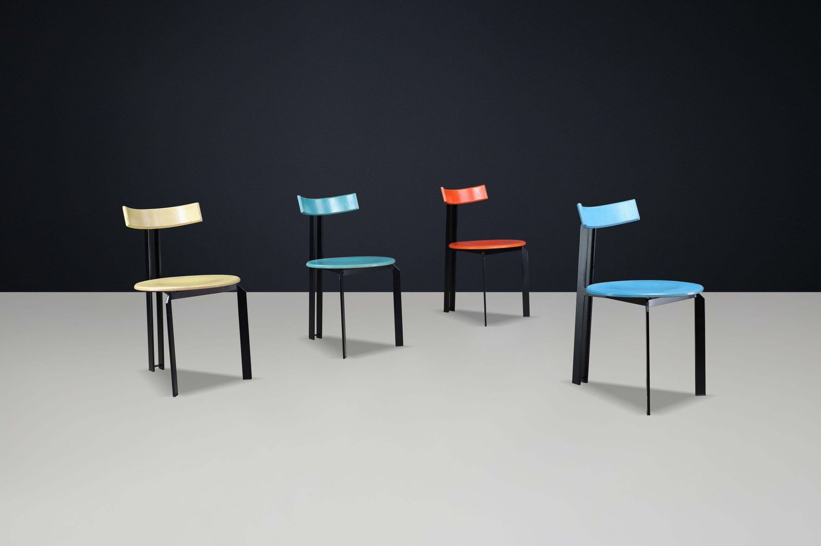 Set Of 4 ‘Zeta’ Postmodern Dining Chairs By Harvink, Netherlands, 1980s photo Furniture
