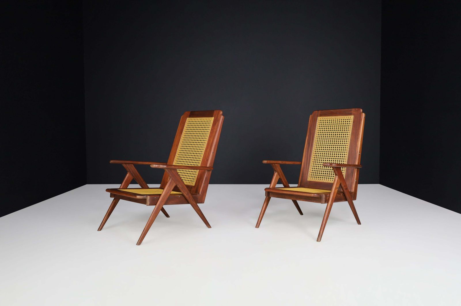 photo vinterior Lounge Chairs With Mahogany Structure And Webbing, France 1950s