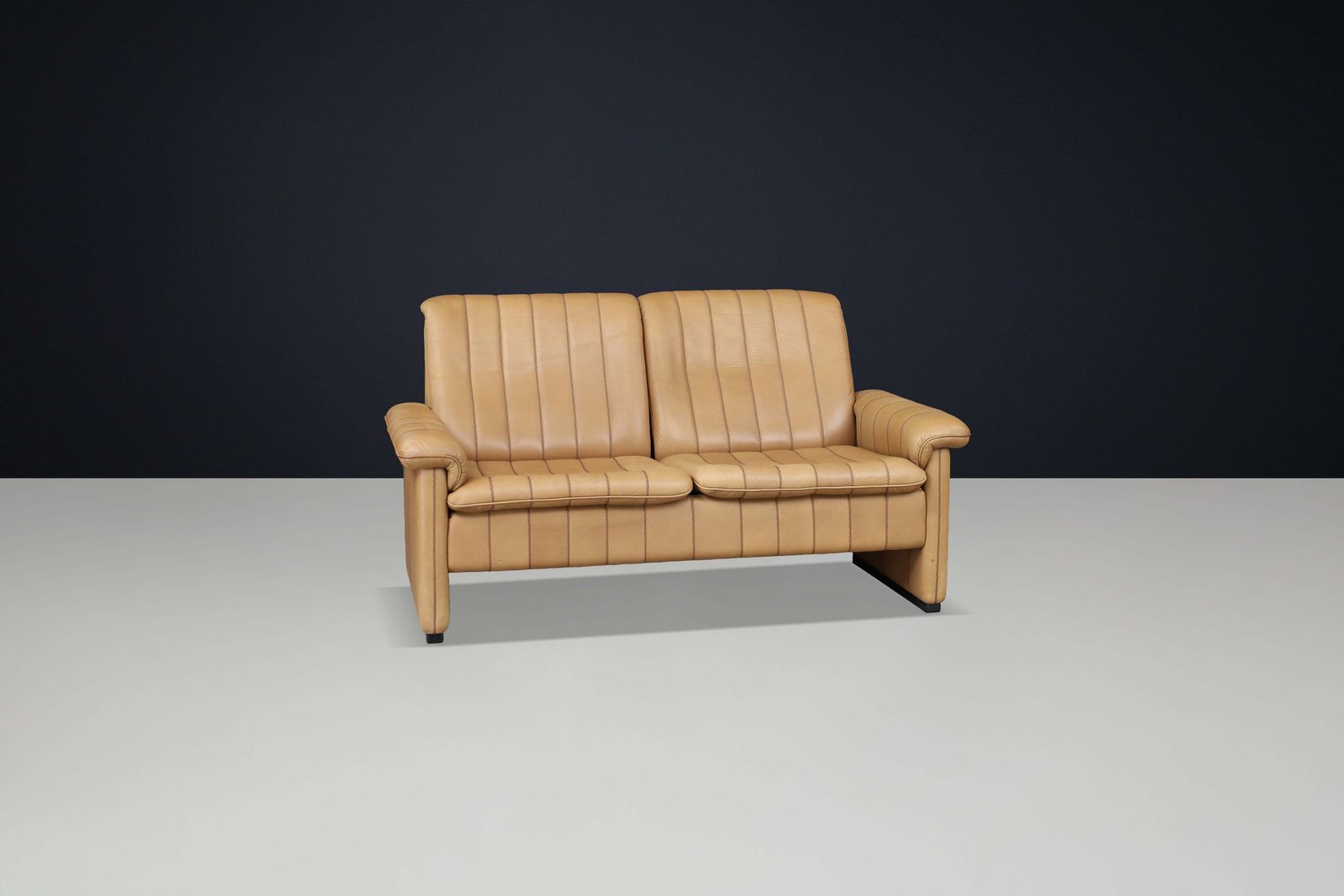 Set Of Three De Sede Ds 83 Sofas In Tan Leather, Switzerland, 1970s photo for sale