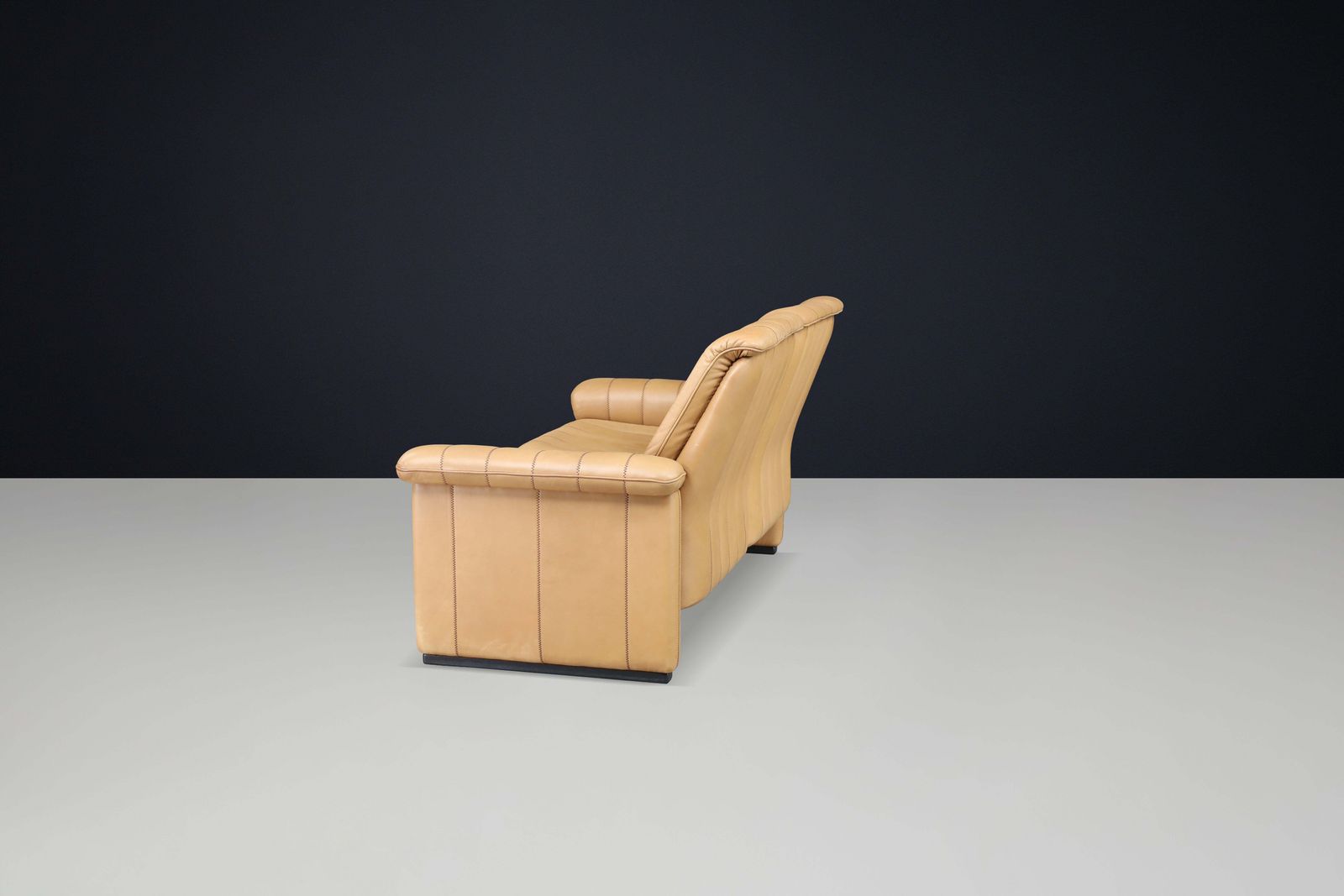 photo for sale Set Of Three De Sede Ds 83 Sofas In Tan Leather, Switzerland, 1970s