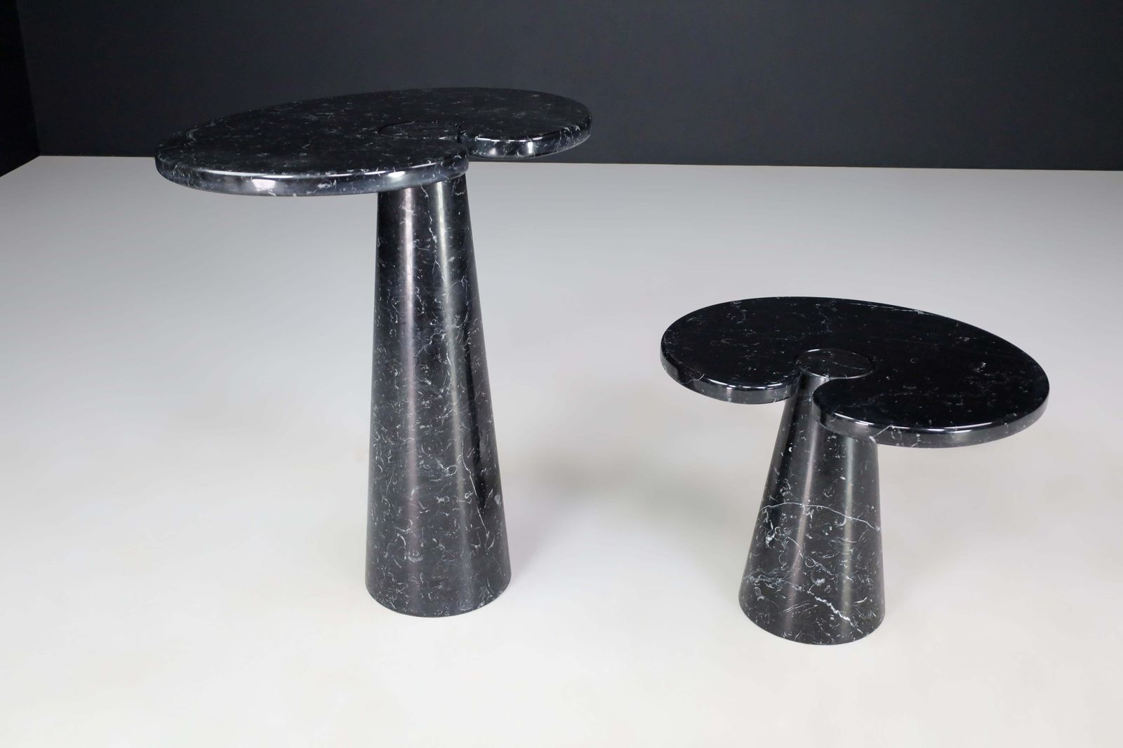 Angelo Mangiarotti Set Of 2 Nero Marquina Marble Consoles For Skipper Italy 1970 photo Furniture