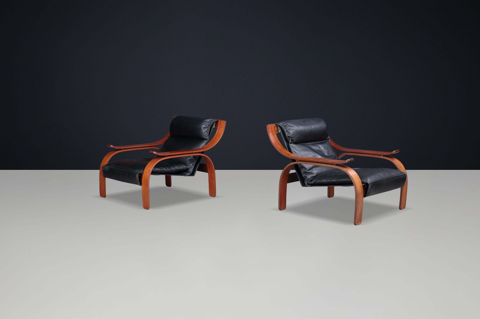 Furniture Pair Of 1962 Italian Mid Century Modern Lounge Chairs By Marco Zanuso For Arflex photo