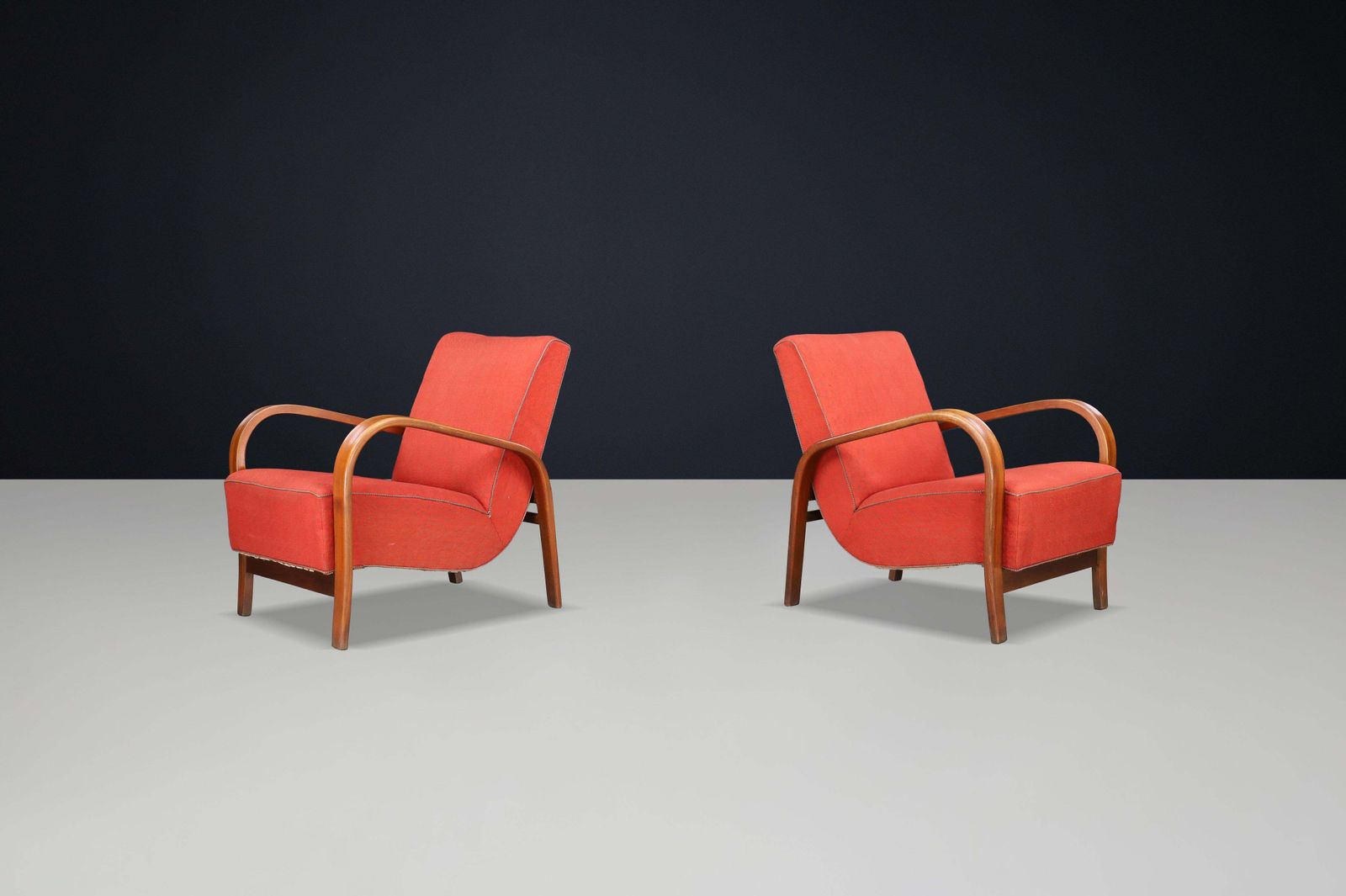 1940s Bentwood Armchairs By Koželka & Kropáček – Prague, Czechoslovakia photo 3704.0