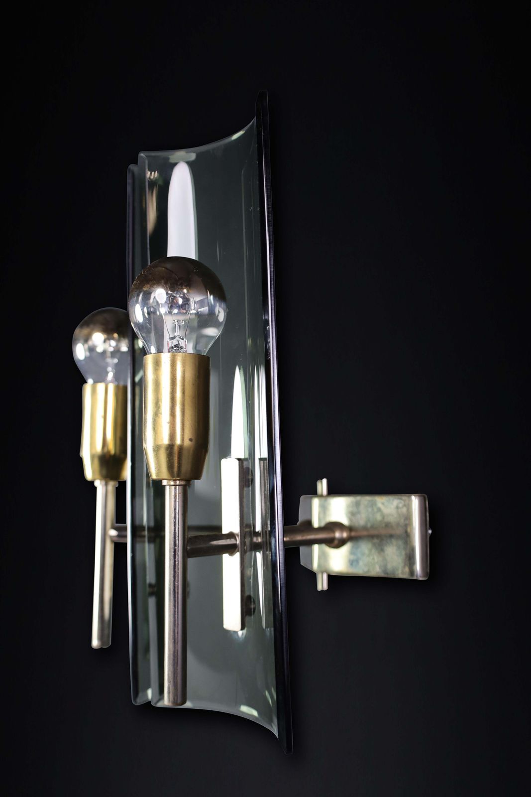 Set Of Six Gino Paroldo Sconces In Brass And Curved Glass, Italy 1950s photo for sale