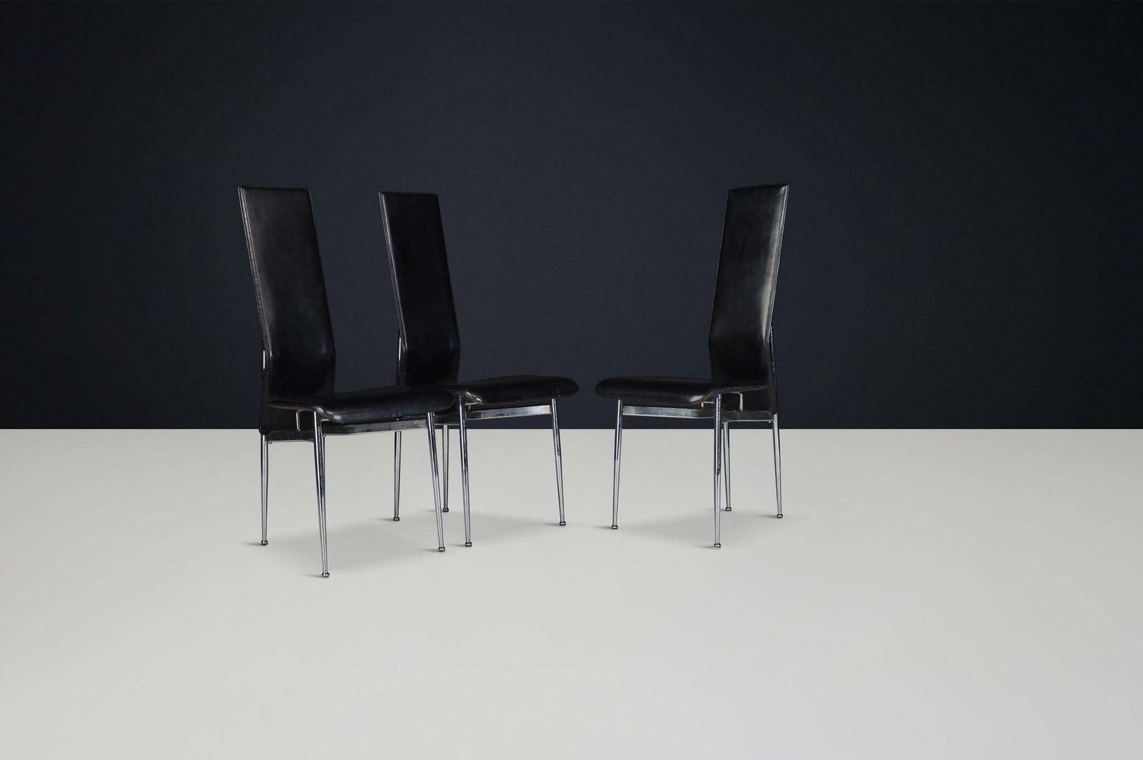 Mid Century Modern Set Of 4 Leather Dining Chairs By Giancarlo Vegni For Fasem photo for sale