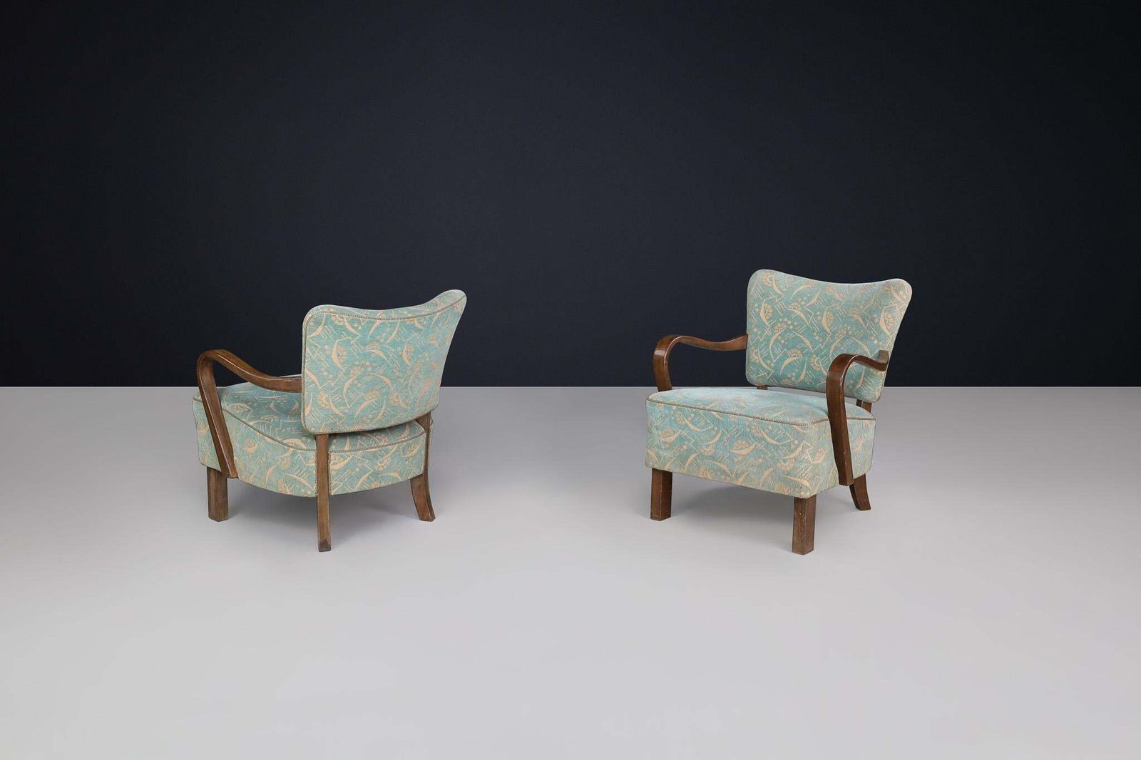 Bentwood Armchairs By Jindřich Halabala With Original Antonín Kybal Upholstery. photo for sale