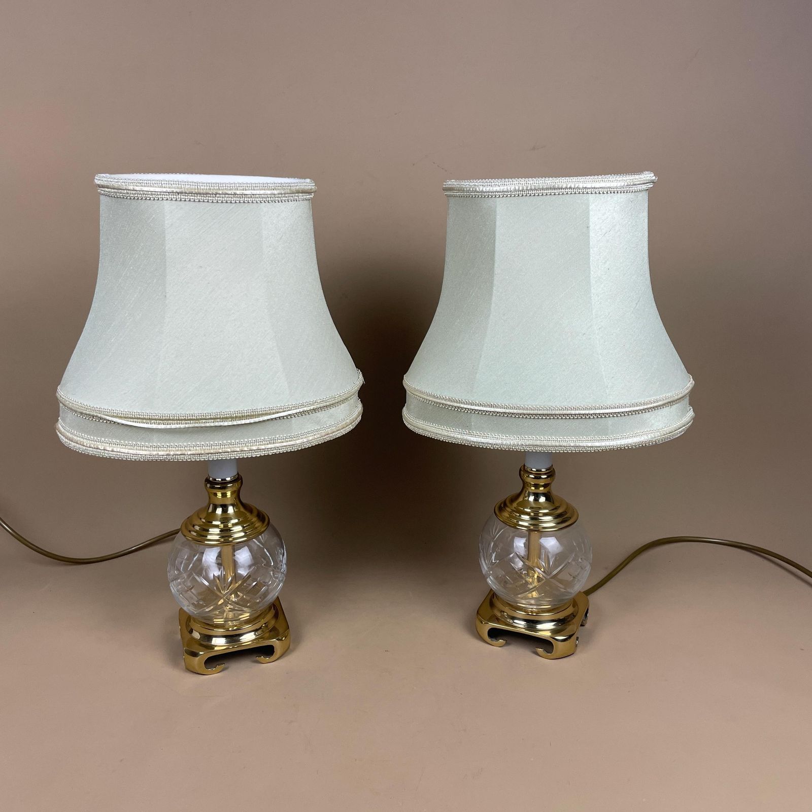 Pair Of 2 Antique Clear Cut Glass Lamps Light Bedside Table Brass Metal Gold Art Deco Round Base Vintage Elegant  Lampshade Shade Green Lamp photo Lighting