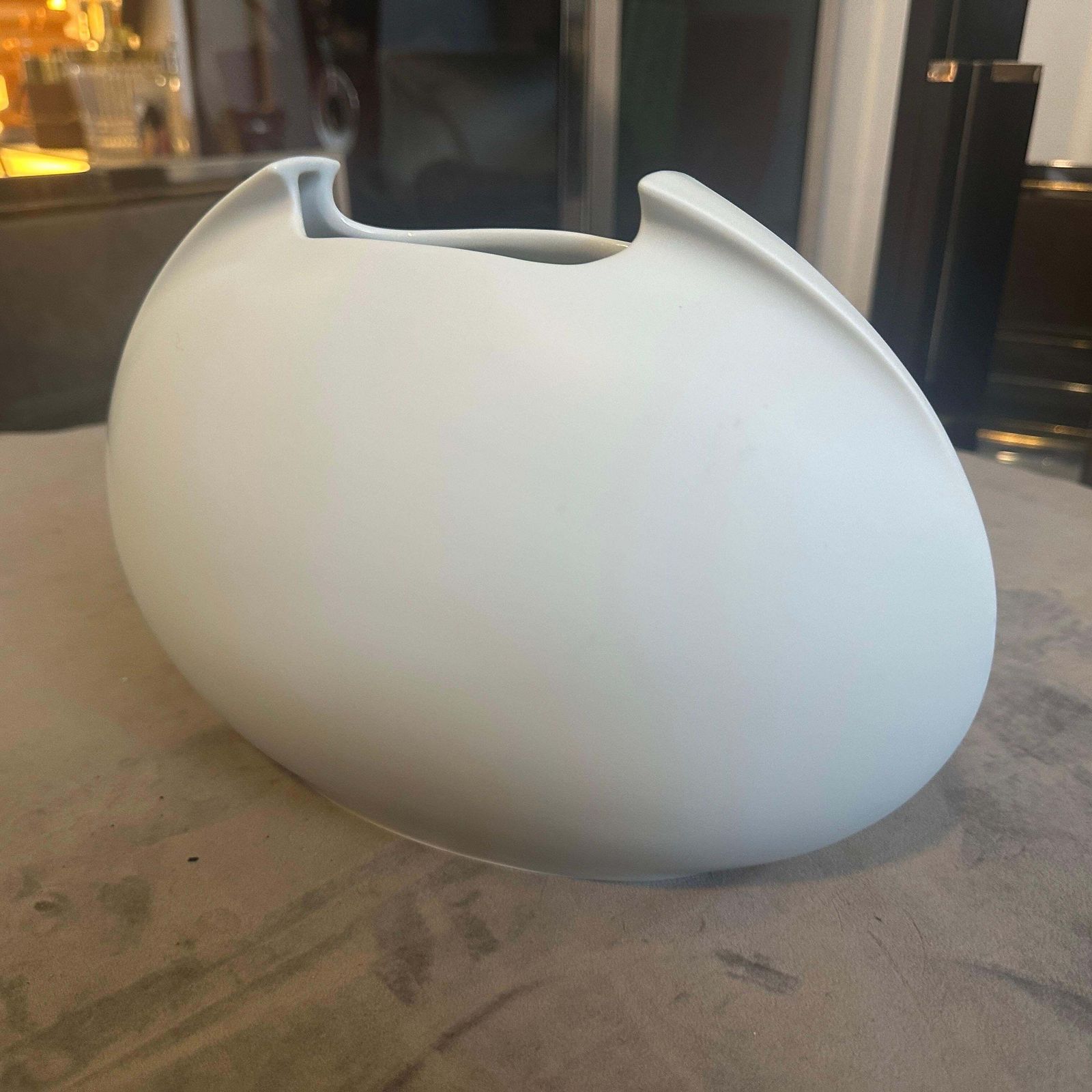 1990s Minimalist White Porcelain Tasca Vase By Lino Sabattini For Rosenthal photo 719.0
