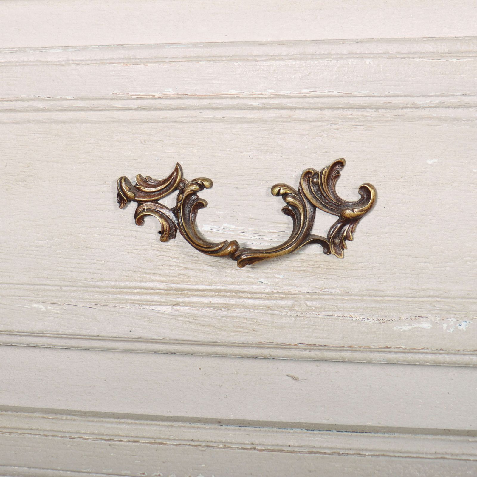 Pair Of French Painted Commodes photo vinterior
