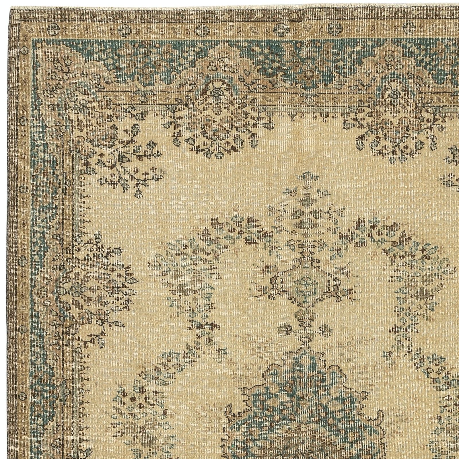 5.5x9 Ft Vintage Handmade Turkish Area Rug For Farmhouse And Boho Interiors photo 489.0