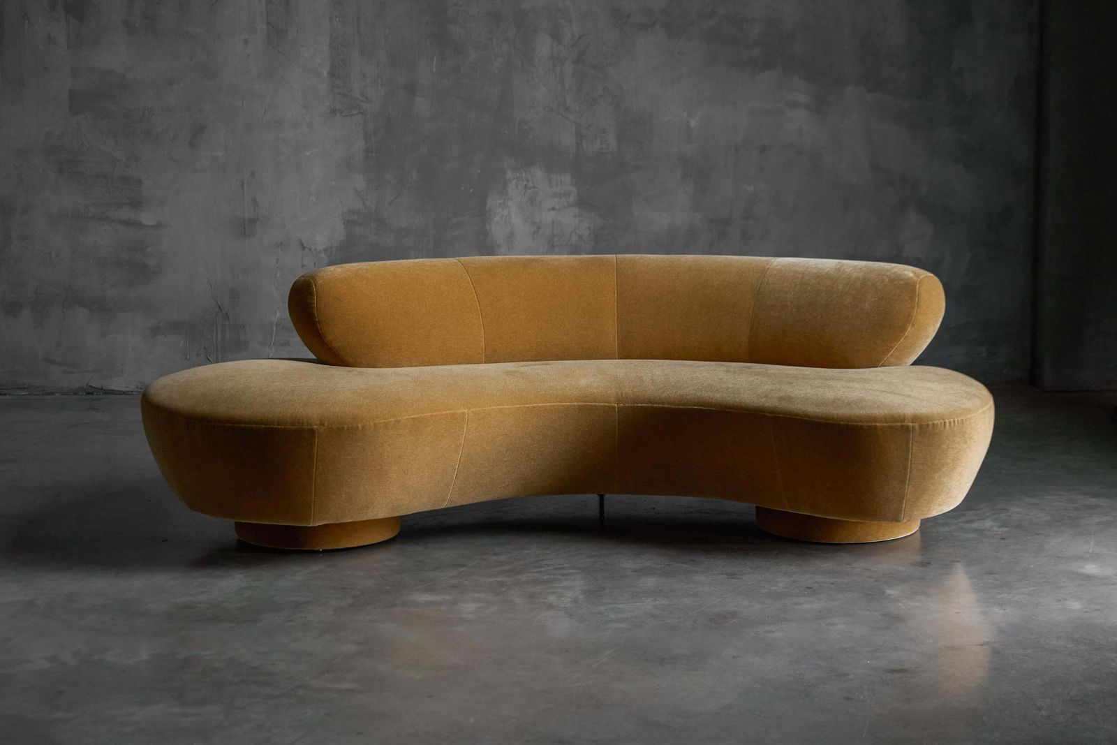 Serpentine Sofa By Vladimir Kagan For Directional, United States, 1980s photo furniture
