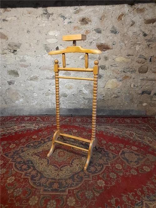 Gentlemans Suite Hanger Clothes Rail. 0360 photo furniture