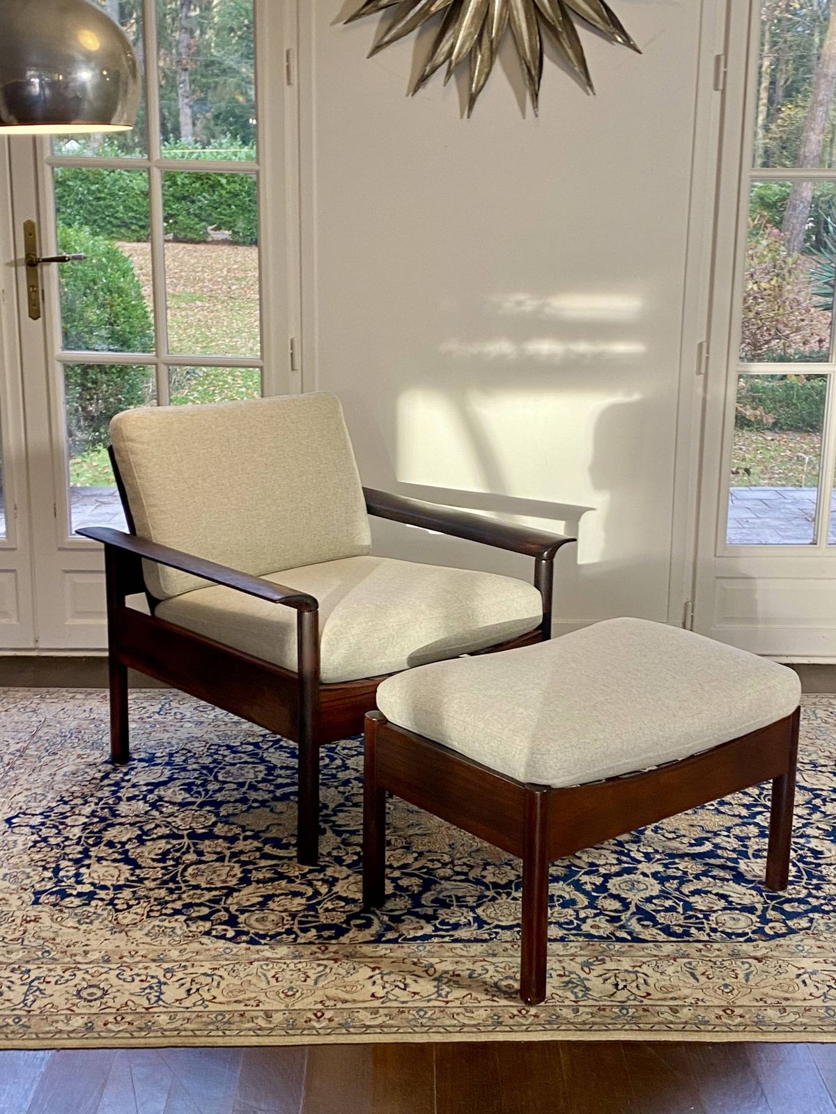 photo furniture Armchair & Ottoman Hans Olsen – Vatne Møbler Denmark, 1960 Rosewood