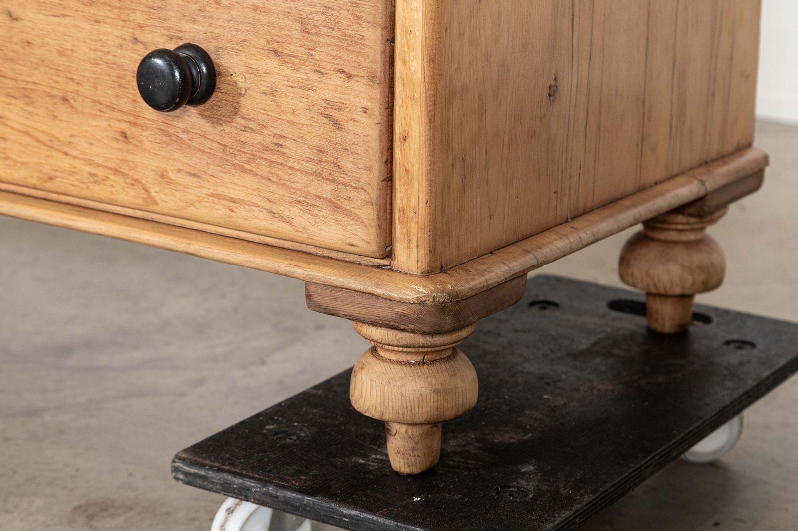 photo buy Large English 19thc Pine Dresser Base Drawers