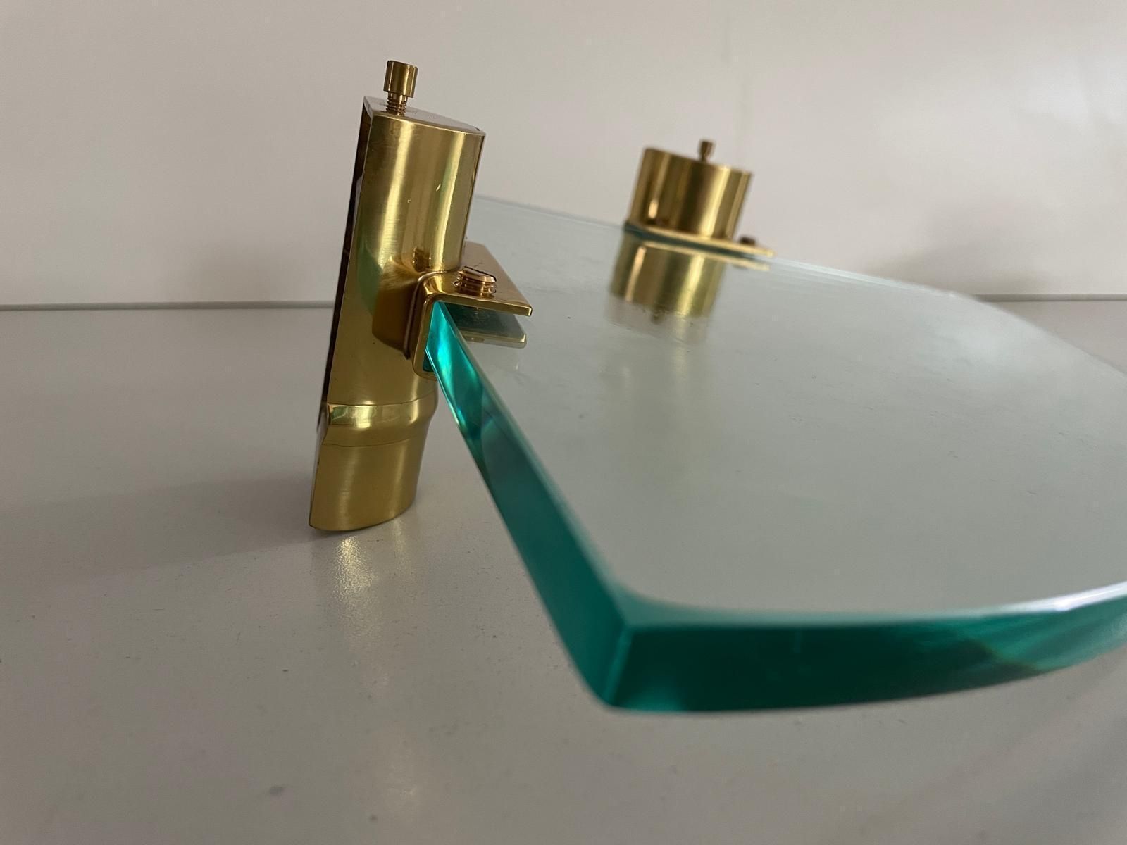 Mid Century Italian Thick Glass And Brass Pair Of Floating Corner Wall Shelfs, 1960s, Italy photo vintage