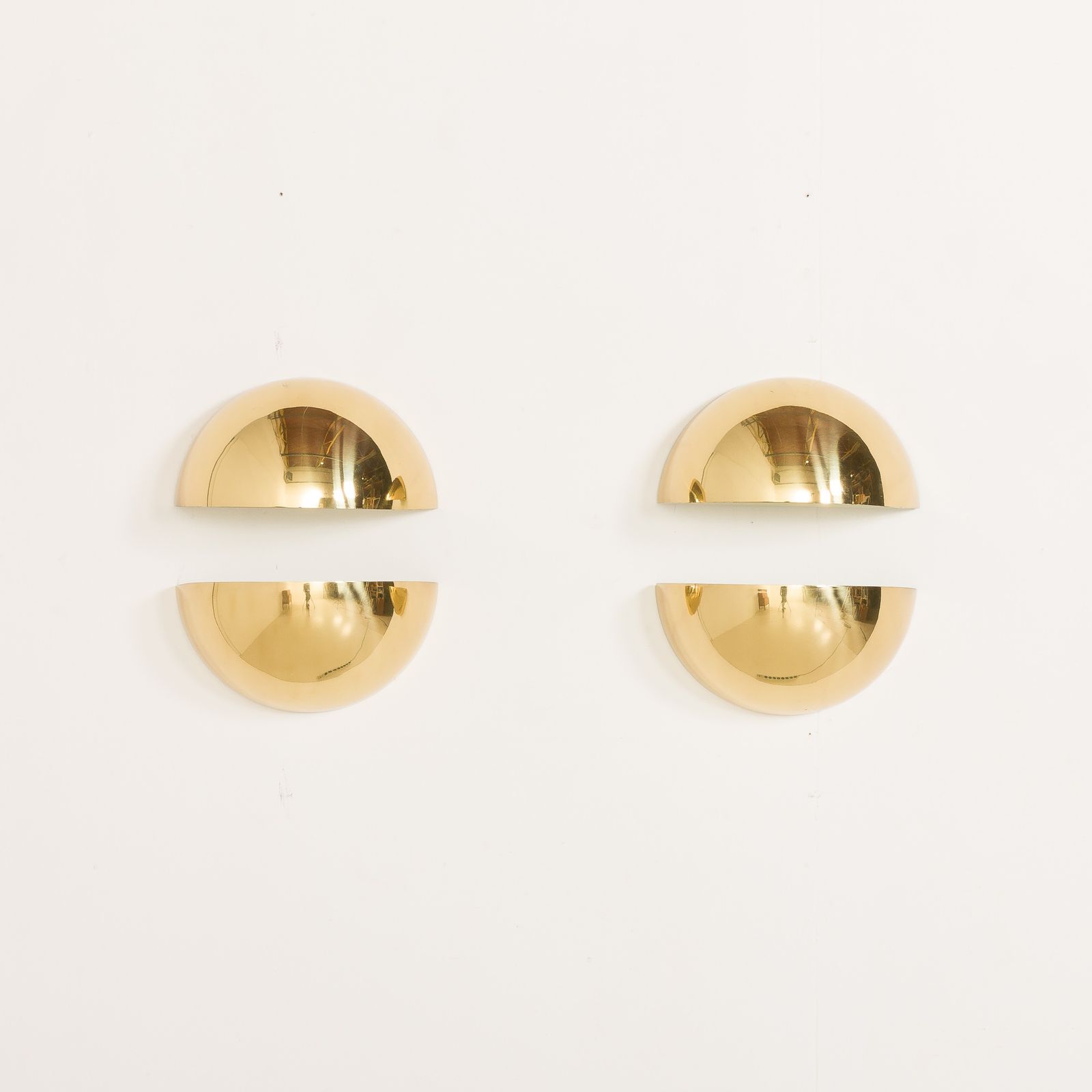 998.0 Italian Space Age Brass ‘Quebec’ Sconces By Gilla Giani For Tronconi, Set Of 2, 1980s. photo