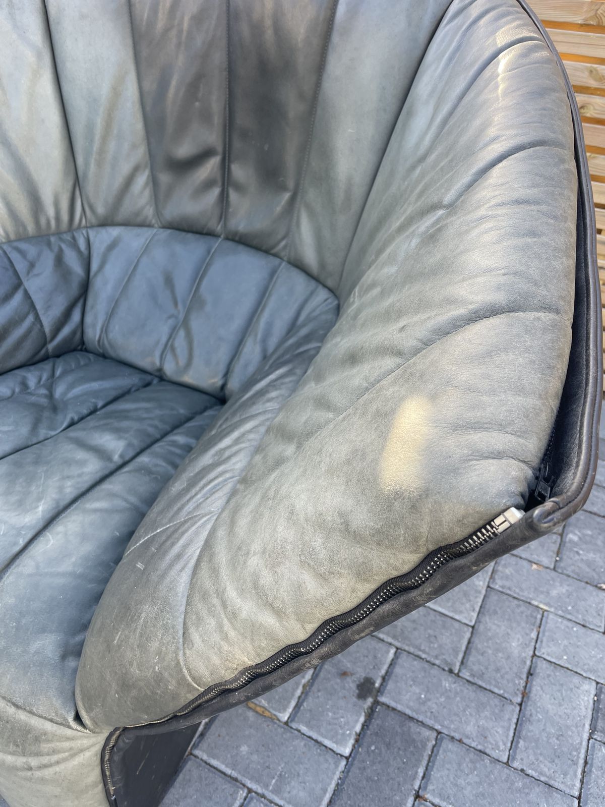 Ligne Roset Snug Leather Chair photo Furniture
