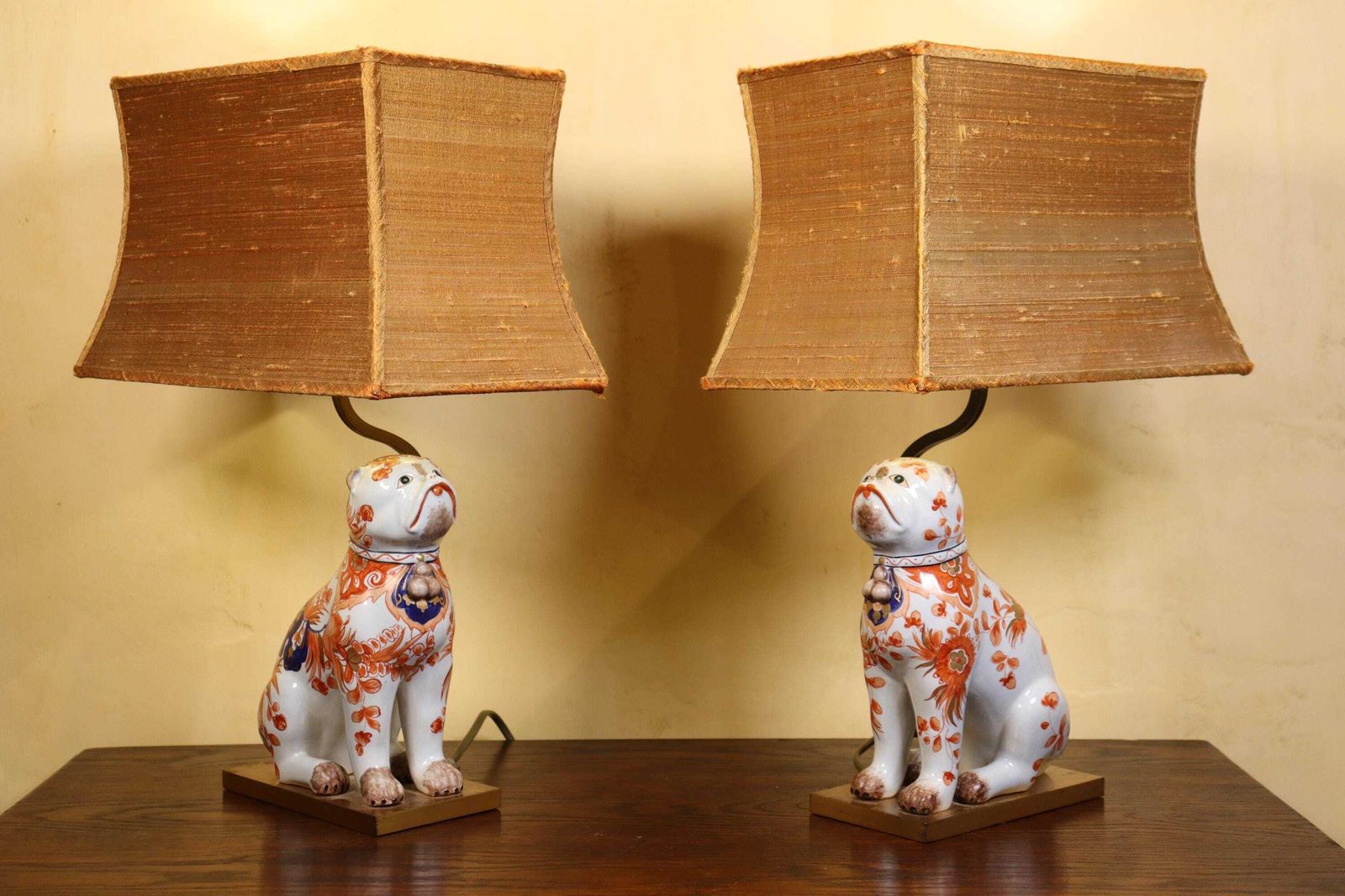 photo furniture Vintage Pair Of Hand Painted Porcelain Table Lamps: Imary Style Bulldogs, 1970s Pair (St.272)