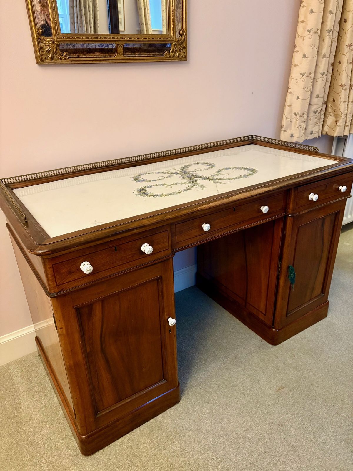 19th Century Mahogany Dressing Table With Ceramic Top And Sutherland Interest photo for sale