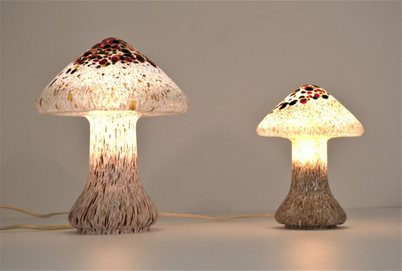 Swedish Artglass Mushroom Shaped Table Lamps By Monica Backström For Kosta Boda, 1970s, Set Of 2 photo Lighting