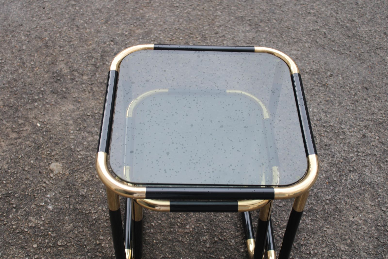 photo for sale Interlocking Coffee Tables In Enamelled Tubular And Brass Italia 1960