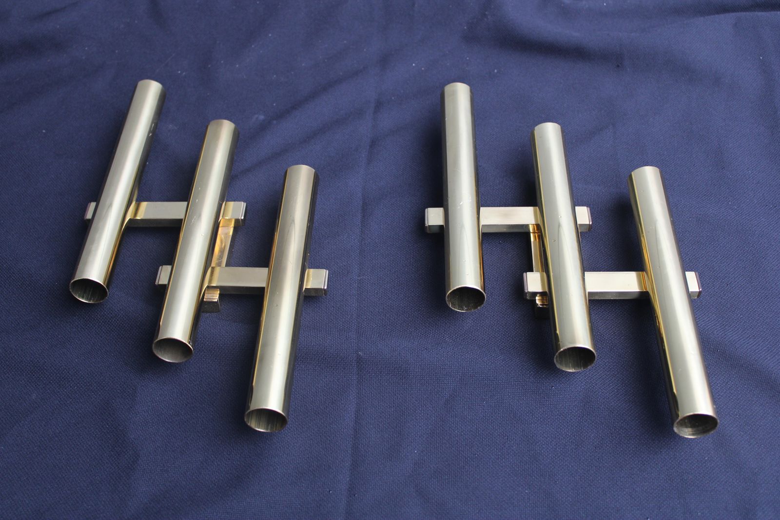 Pair Of Italian Wall Lamps Sciolari 1970 Golden Brass Tubulars. photo Lighting