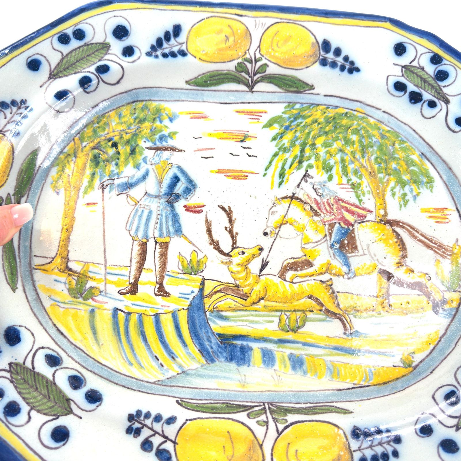 Vintage Spanish Talavera Wall Plate – Hand Painted Ceramic Stag Hunt Charger photo 181.0