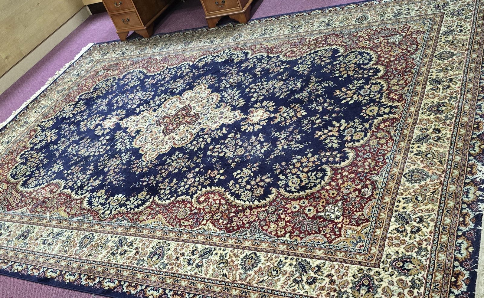 Large Wool Rug All Over Floral Design   255cm X 348cm photo Textiles