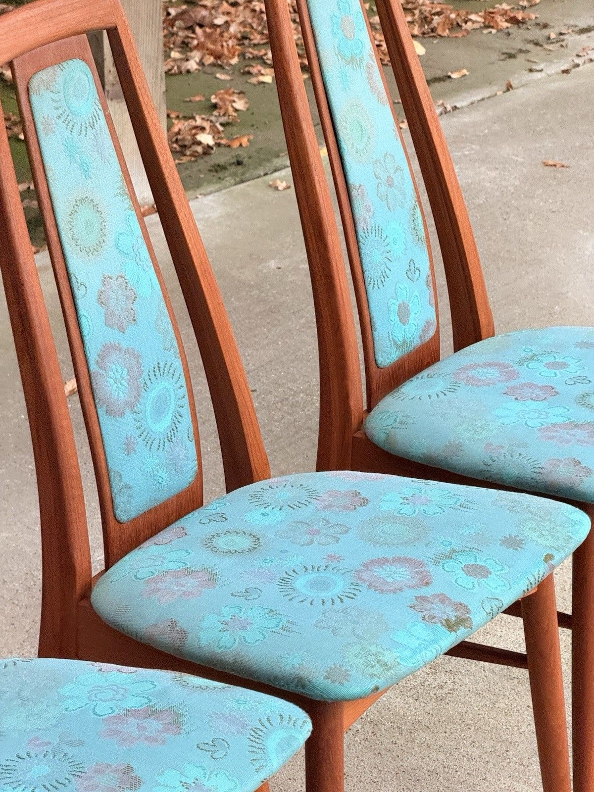 photo vinterior Rare Set 6(4+2) Nils Koefoeds “Eva” Teak Dining Chairs, Danish Modern, Hornslet