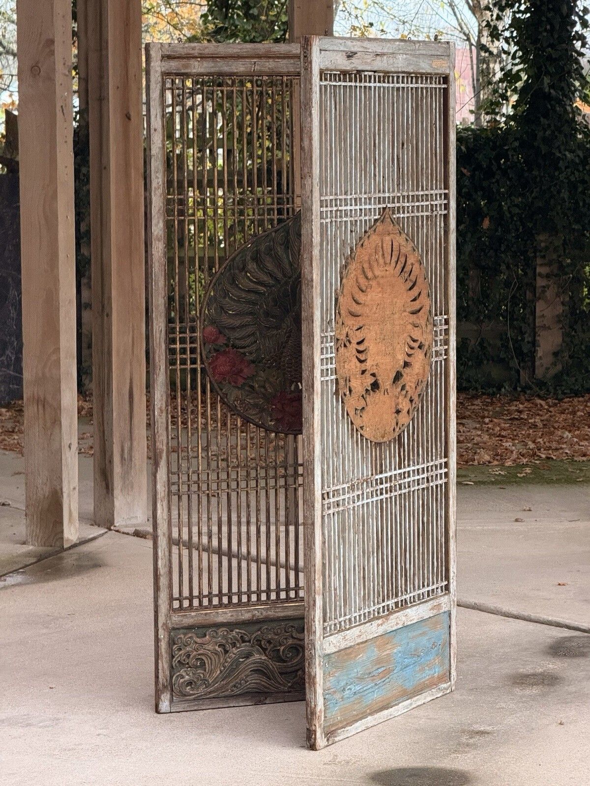 Antique Two Panel Lattice Screen With Carved Peacocks, Floral & Gilt Detail photo vintage