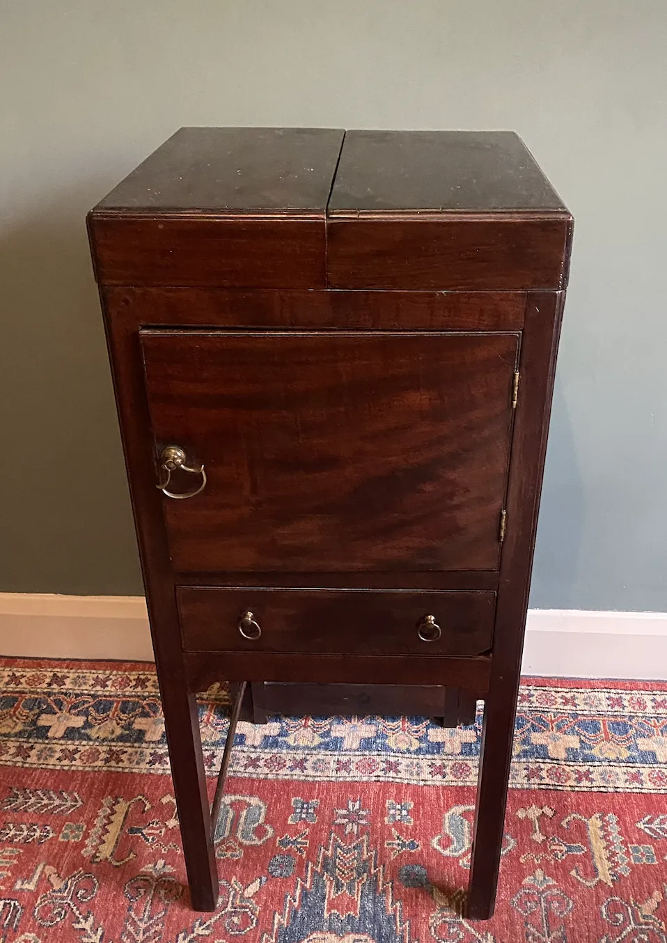 Gentleman's Antique Mahogany Washstand photo furniture