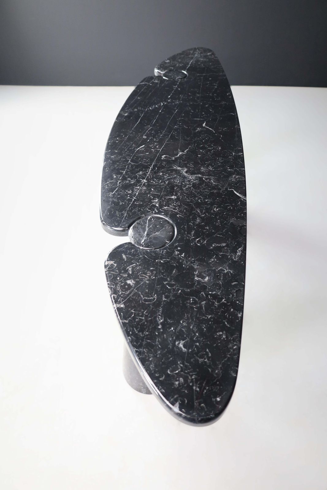 photo vinterior Angelo Mangiarotti For Skipper Black Marquina Marble "Eros" Console, Italy 1970s