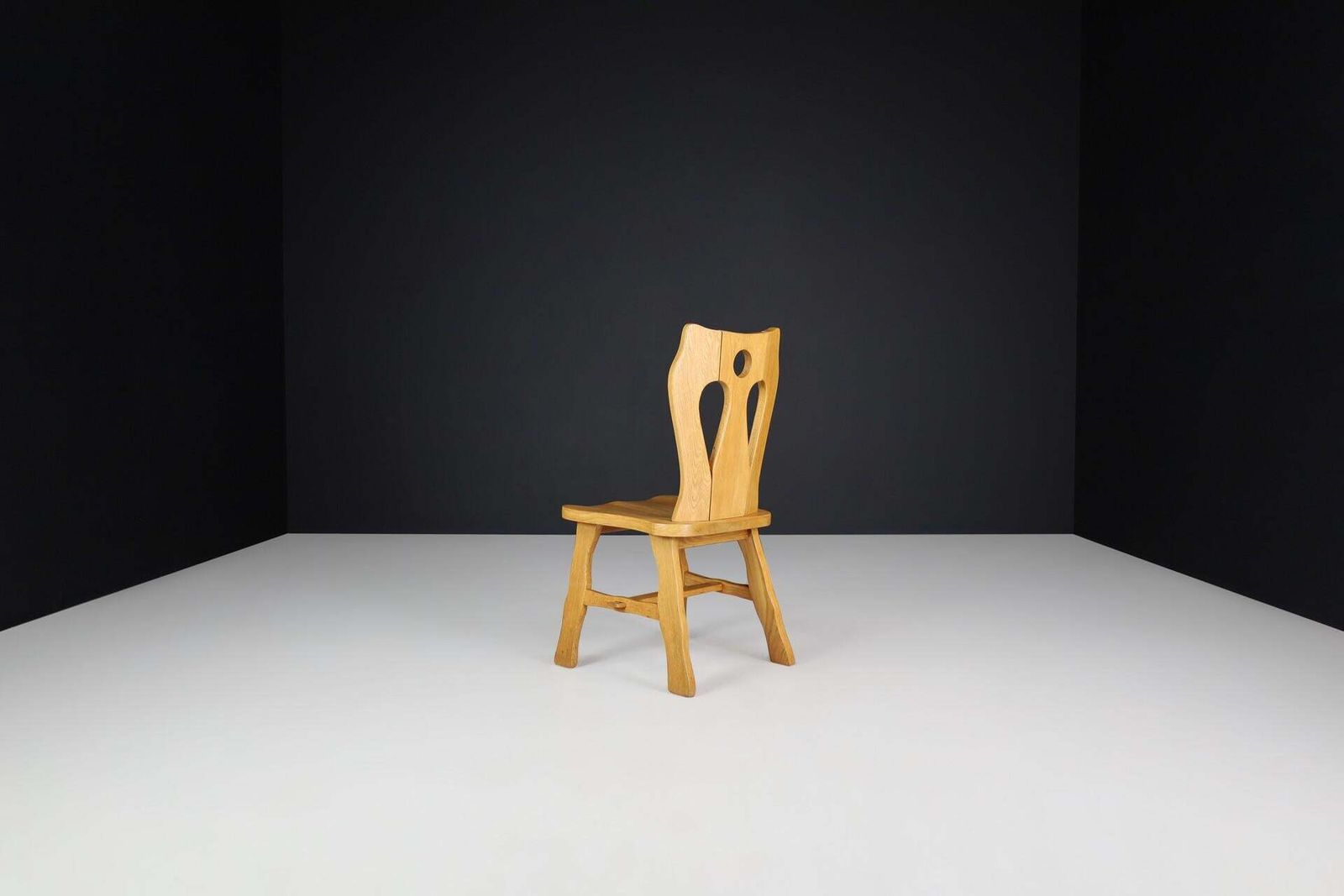 Sculptural Brutalist Blonde Oak Dining Chairs, Belgium, 1970s – Set Of 4 photo vintage