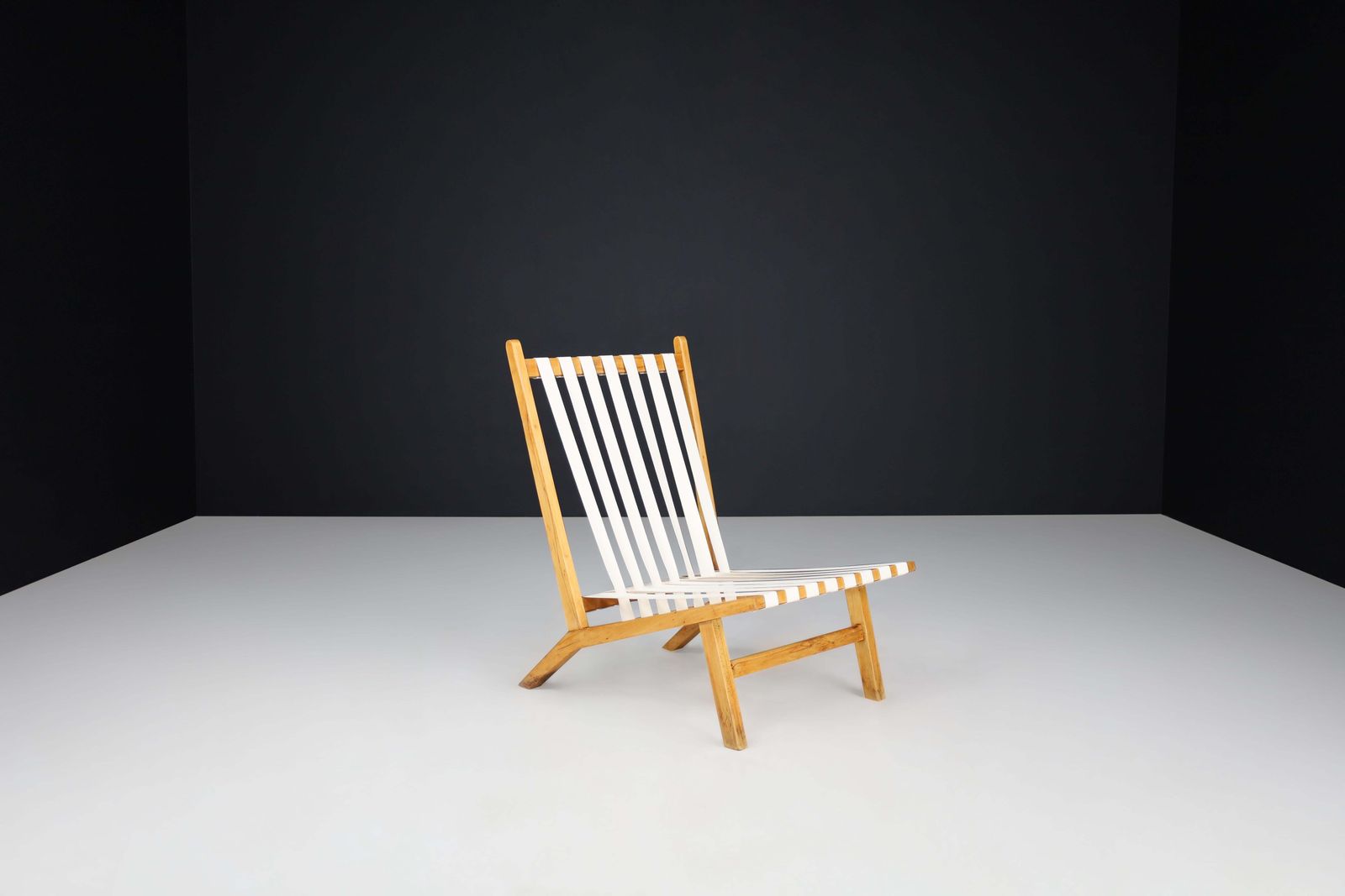 photo furniture Pair Of Scandinavian Mid Century Lounge Chairs In Beech With New Canvas Straps