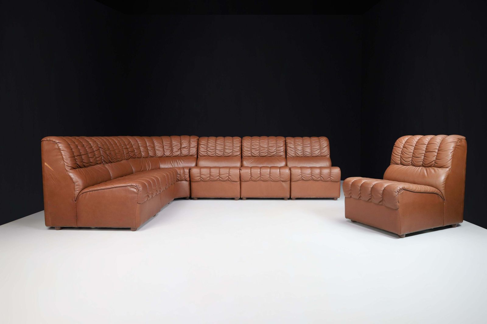 Mid Century Modern Leather Lounge Sofa/Living Room Set/7, Switzerland, 1970s photo vinterior