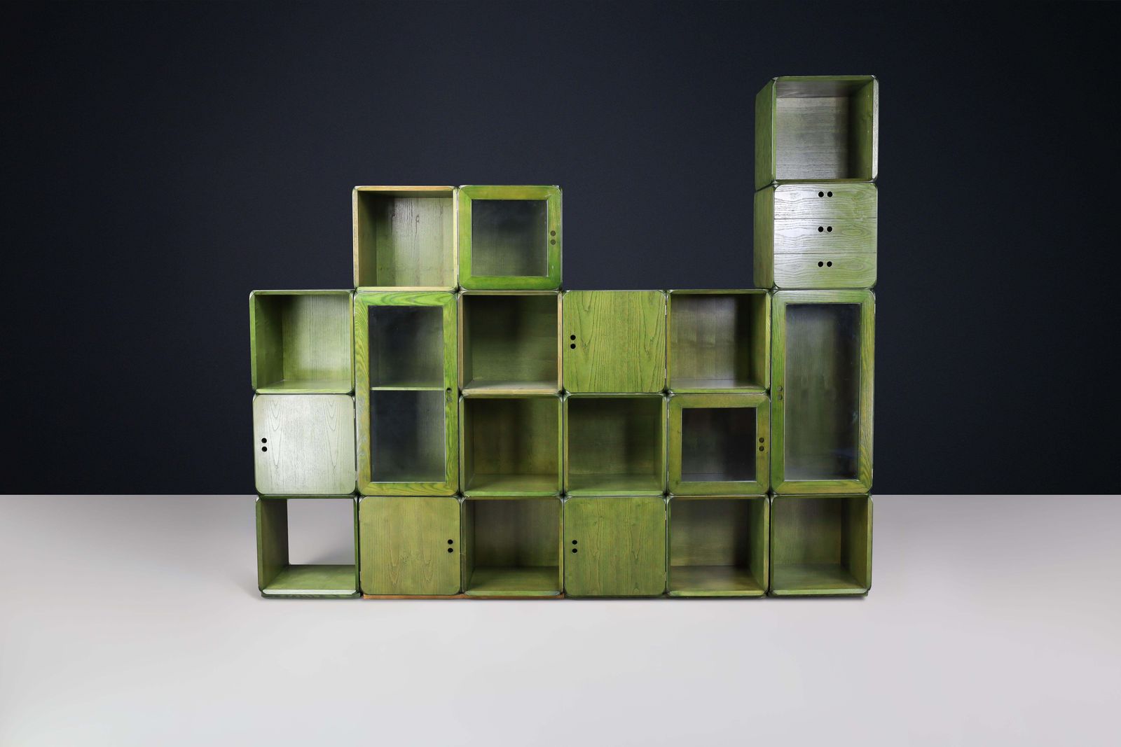 photo vinterior Derk Jan De Vries For Maisa Di Seveso, Natural Green Modular Cabinet Bookcase.