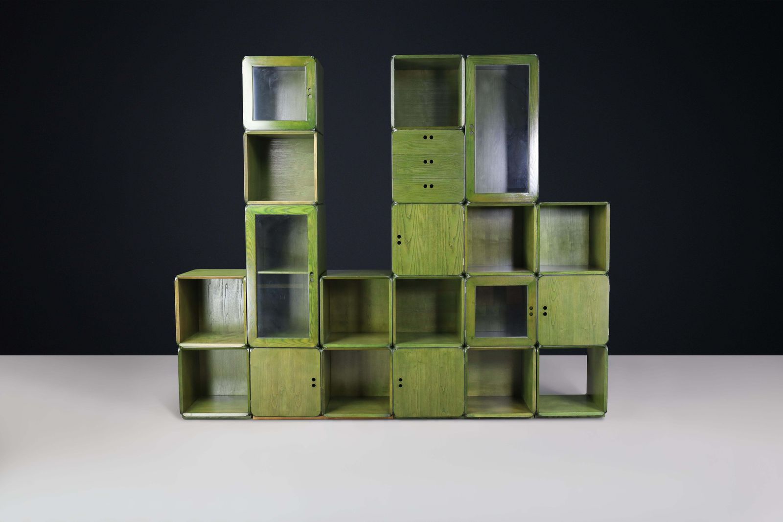 photo vintage Derk Jan De Vries For Maisa Di Seveso, Natural Green Modular Cabinet Bookcase.