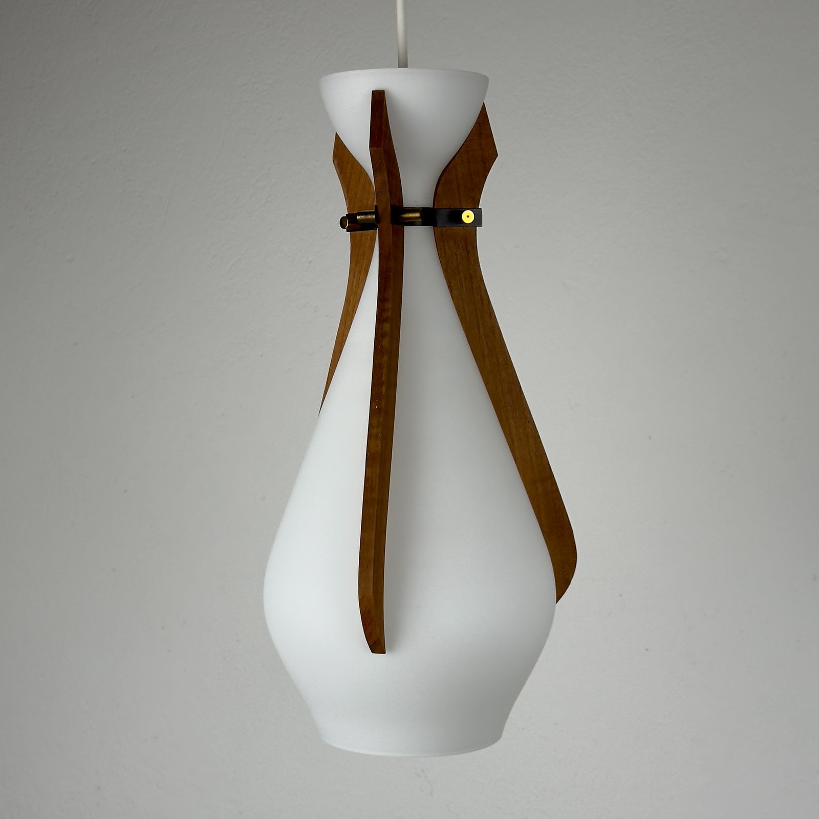Vintage Pendant Lamp By Stilnovo, Italy 1950s