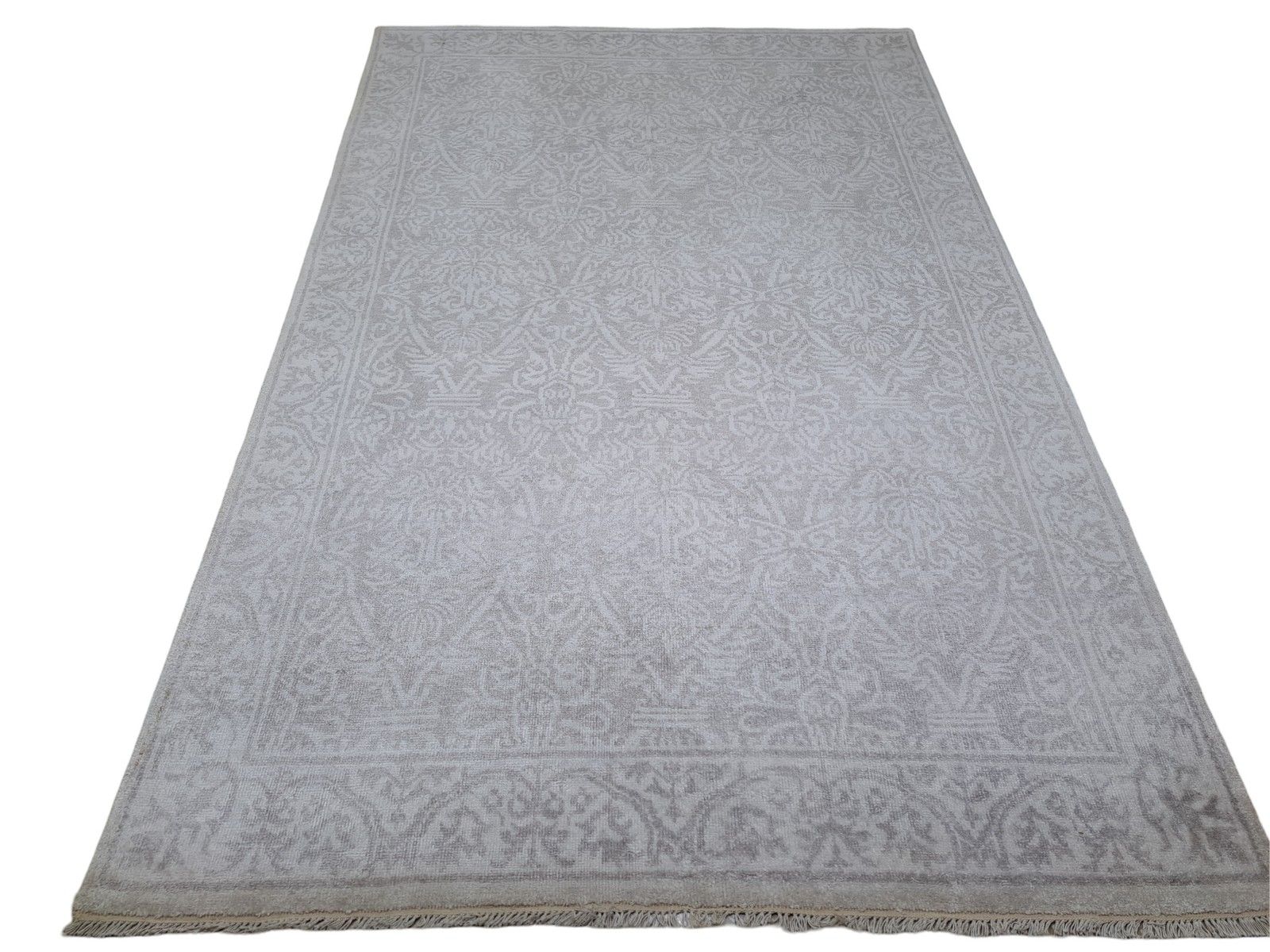 5.6x8 Ft 100% Silk Hand Knotted Rug. Luxury Carpet. Indian Artisan Quality photo 1050.0