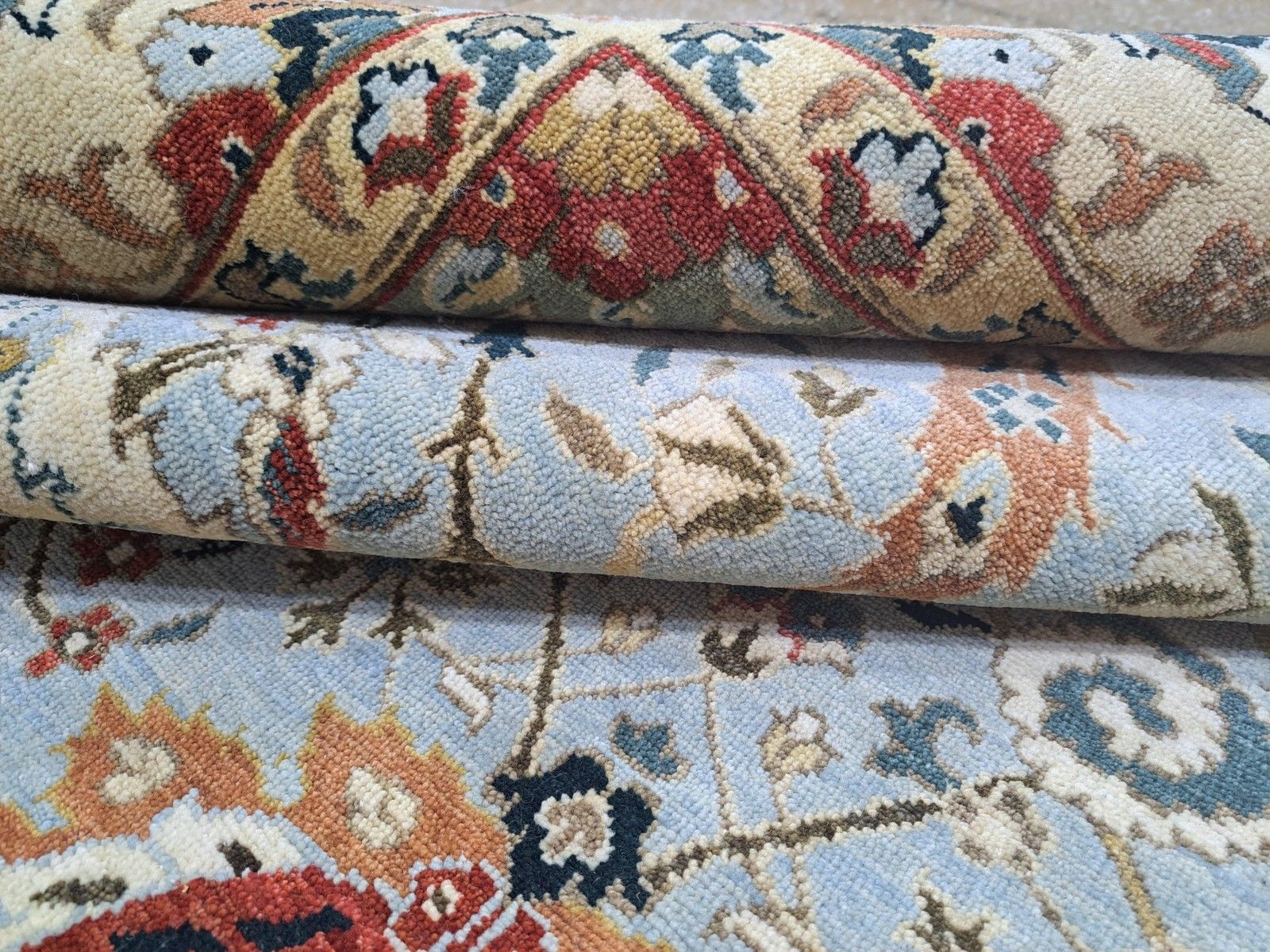 photo furniture 8x10 Ft 18th Century Heriz Design Wool Rug. Handmade Antique Style Area Rug