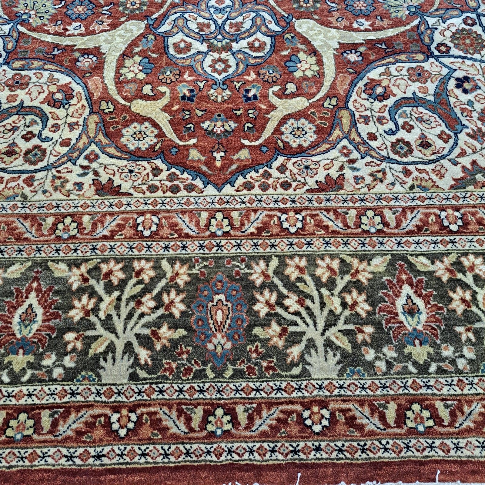 9x12 Ft 18th Century Heriz Design Rug. All Wool. Handmade Antique Style Carpet photo for sale