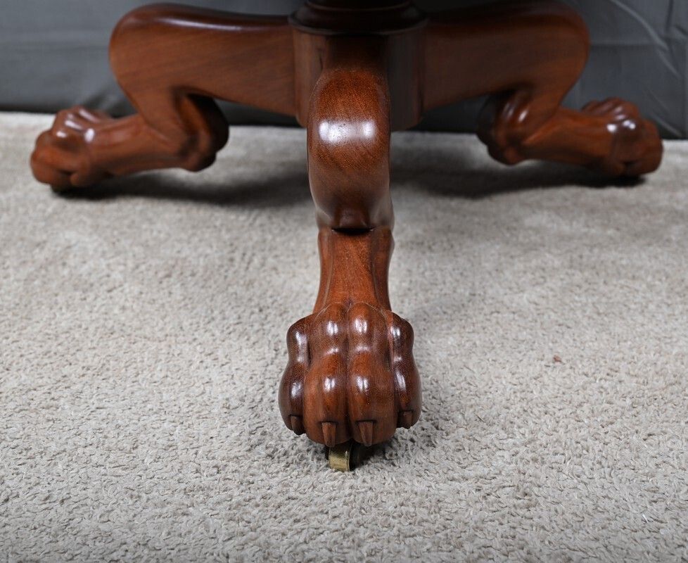 photo furniture Mahogany Mute Servant, Chippendale Style, England   Late 19th Century