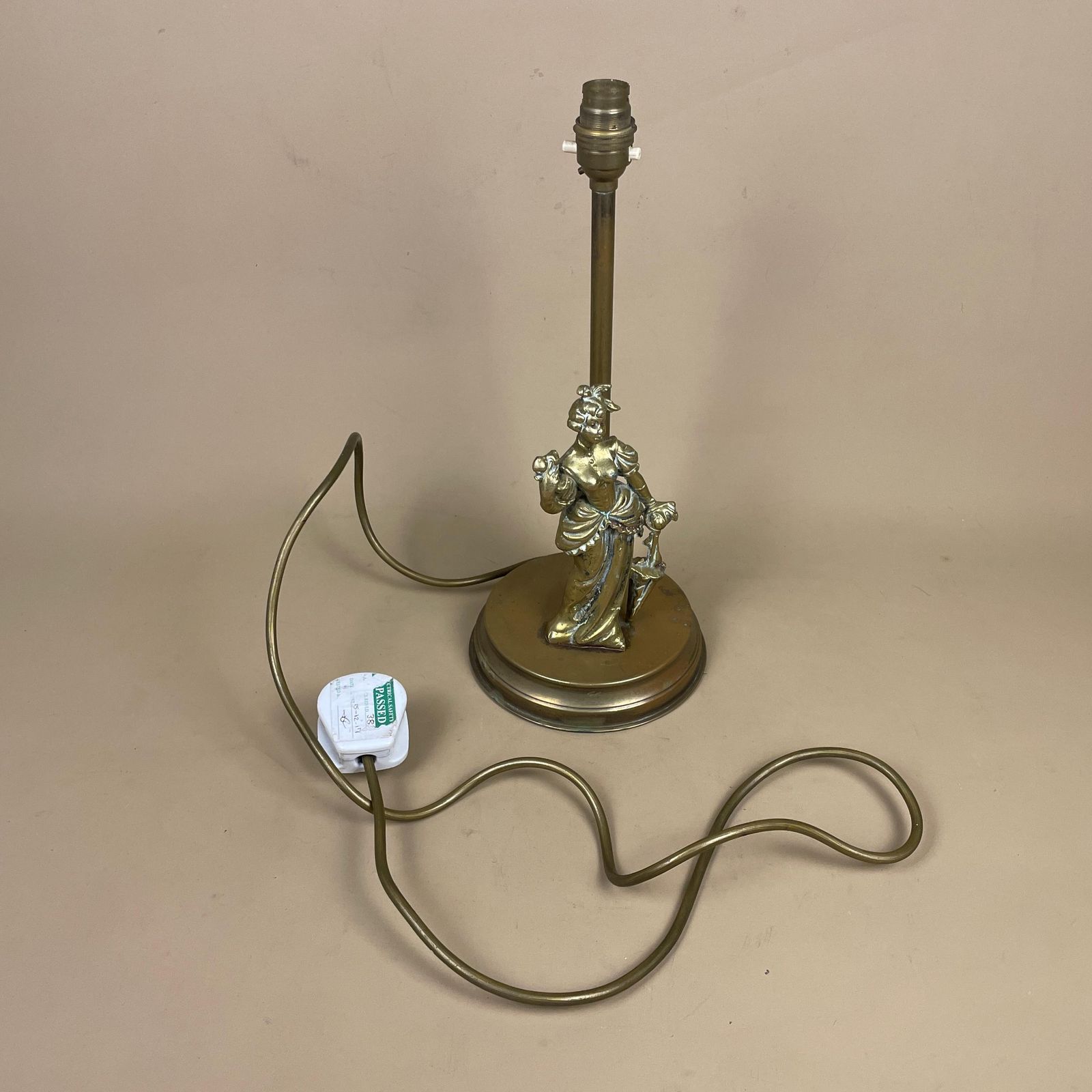 photo for sale Antique Metal Gold Brass Lamp Light Bedside Side Table Desk Column Ornate Detail Round Base Women Lady Figure Vintage Pattern Patterned