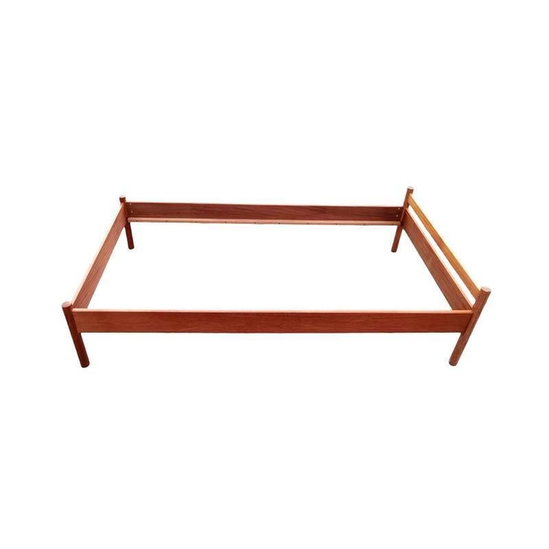 Vintage Beds By Hans J. Wegner For Ry Møbler, 1960s, Set Of 2 photo vinterior