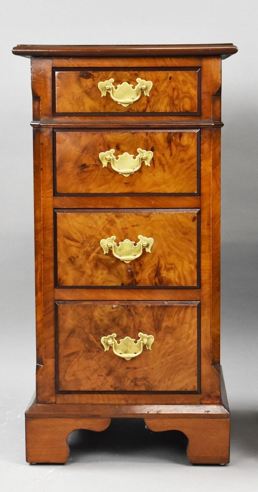 Pair Of Victorian Burr Walnut Bedsides photo vinterior