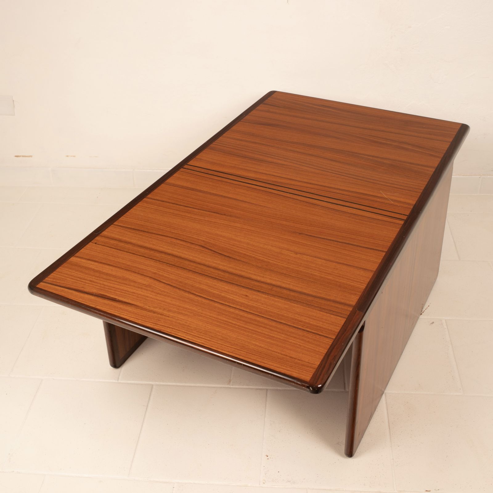 "Artona" Coffee Table By Afra And Tobia Scarpa For Maxalto photo vintage