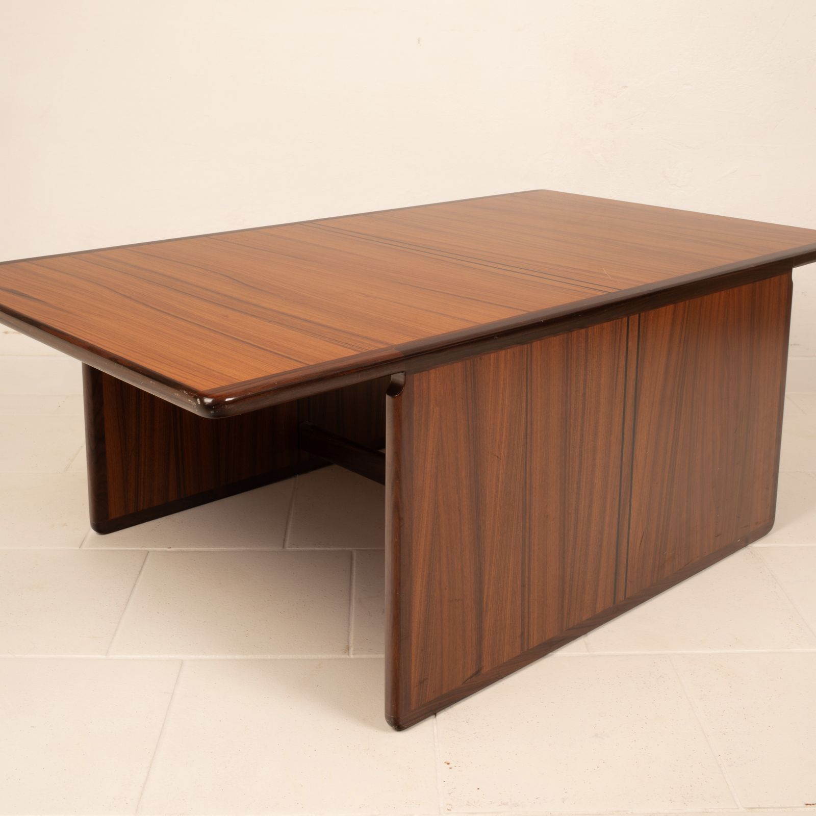 Furniture "Artona" Coffee Table By Afra And Tobia Scarpa For Maxalto photo