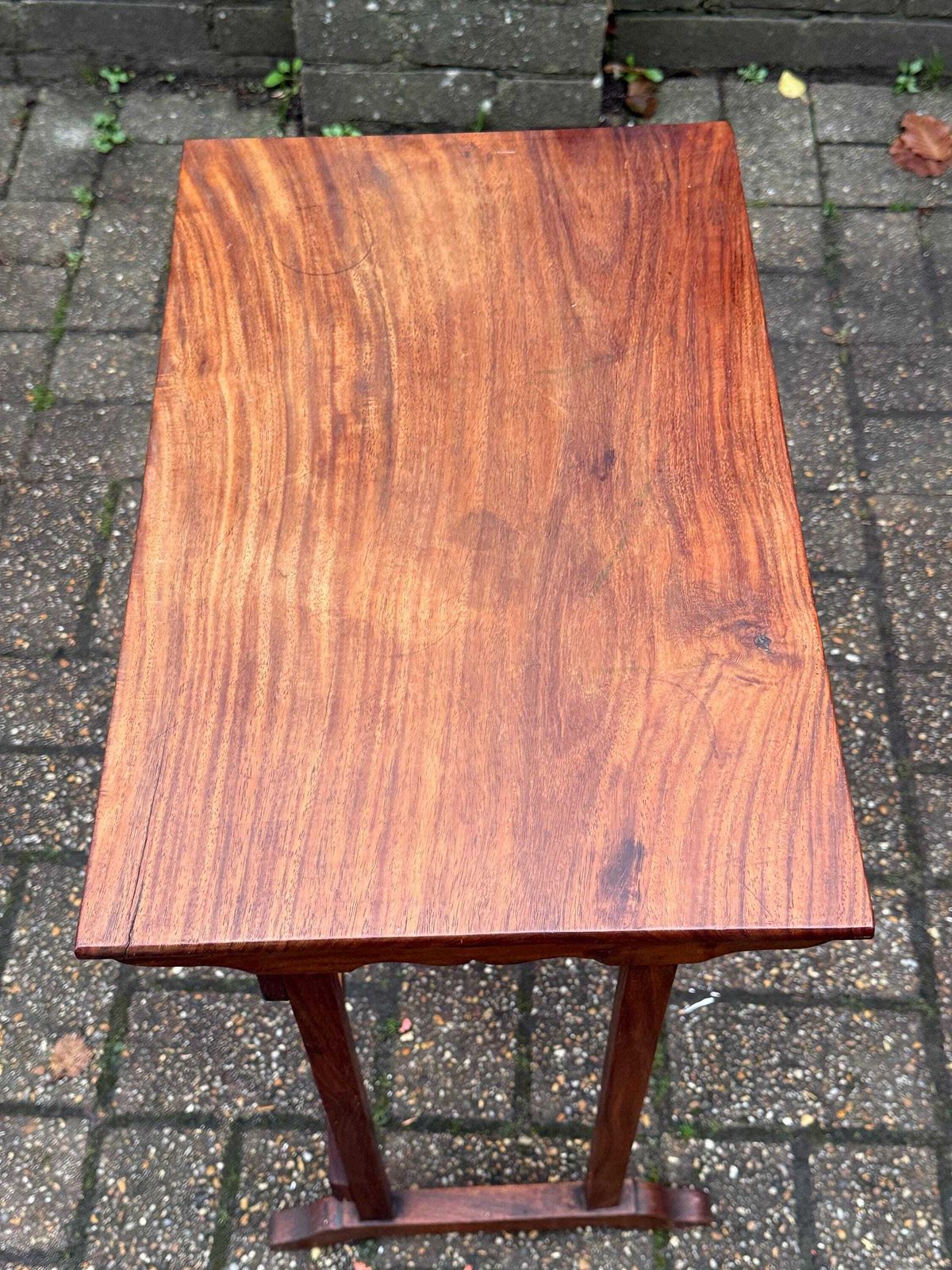 Vintage Mahogany Side Table With Mid Century Colonial Revival X Frame Base, 1950s–70s photo vinterior