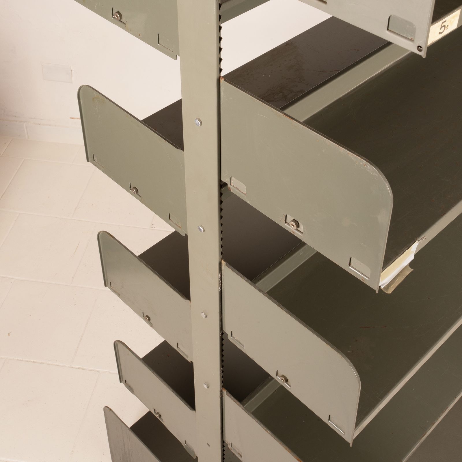 photo furniture Xl Congress Bookcase Produced By Lips Vago In 1960