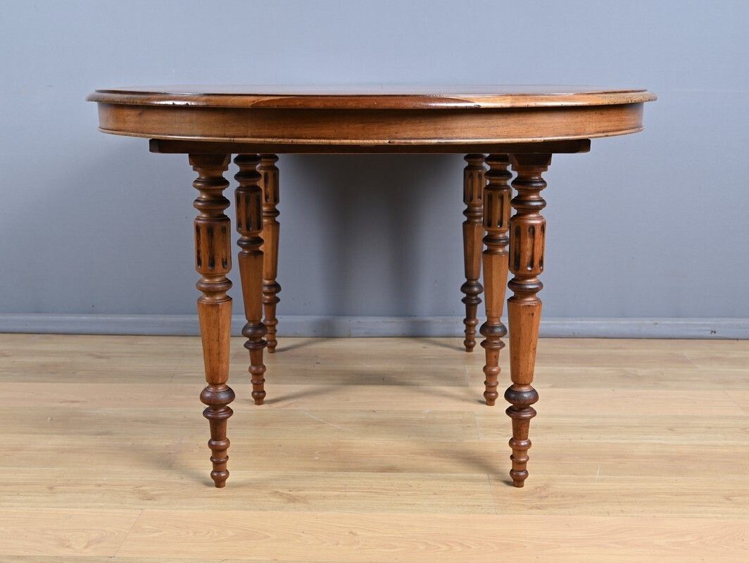 photo vintage Extendable Walnut Table, Louis Philippe Style – Late 19th Century